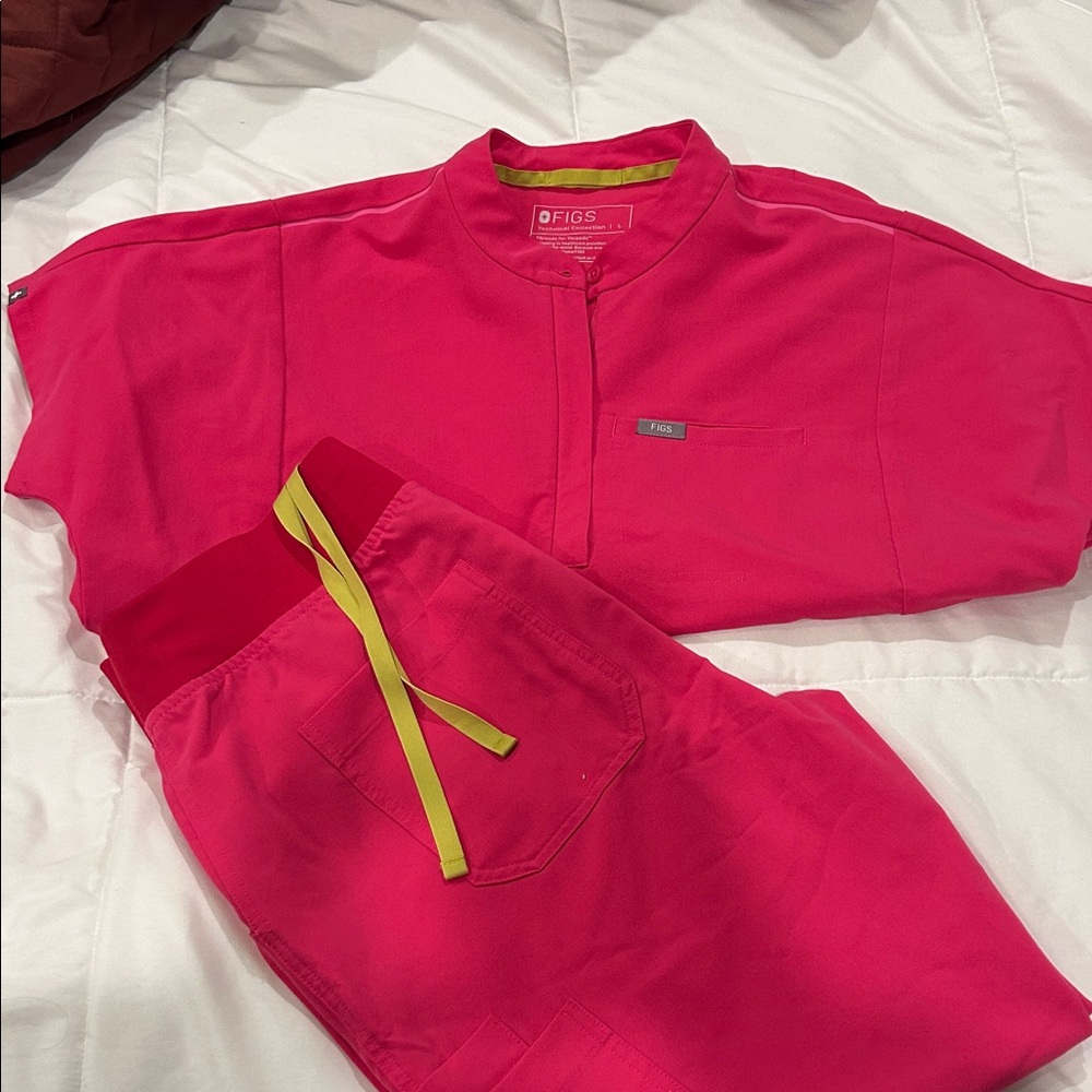 Figs Women's Pink Blouse
